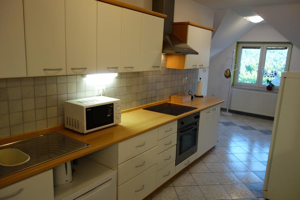 Apartment Beks Postojna Eksteriør billede