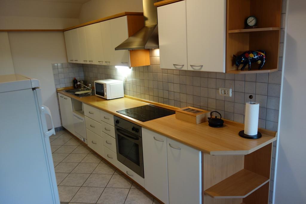 Apartment Beks Postojna Eksteriør billede