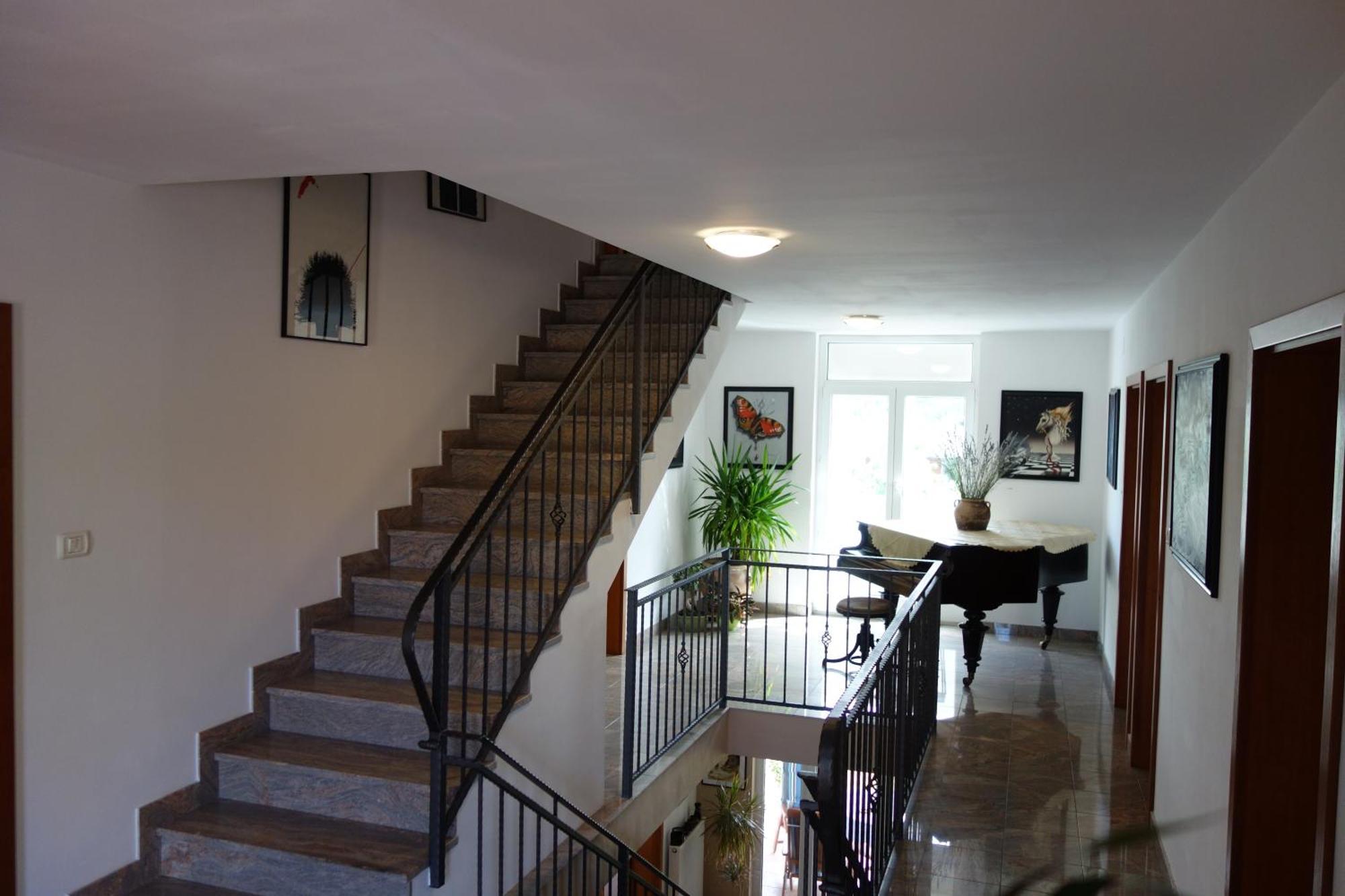 Apartment Beks Postojna Eksteriør billede