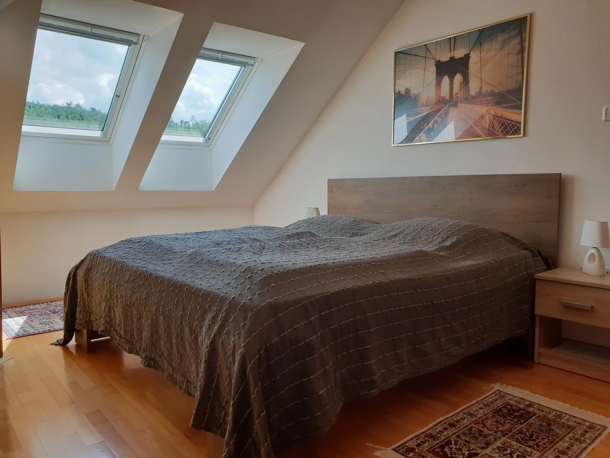 Apartment Beks Postojna Eksteriør billede