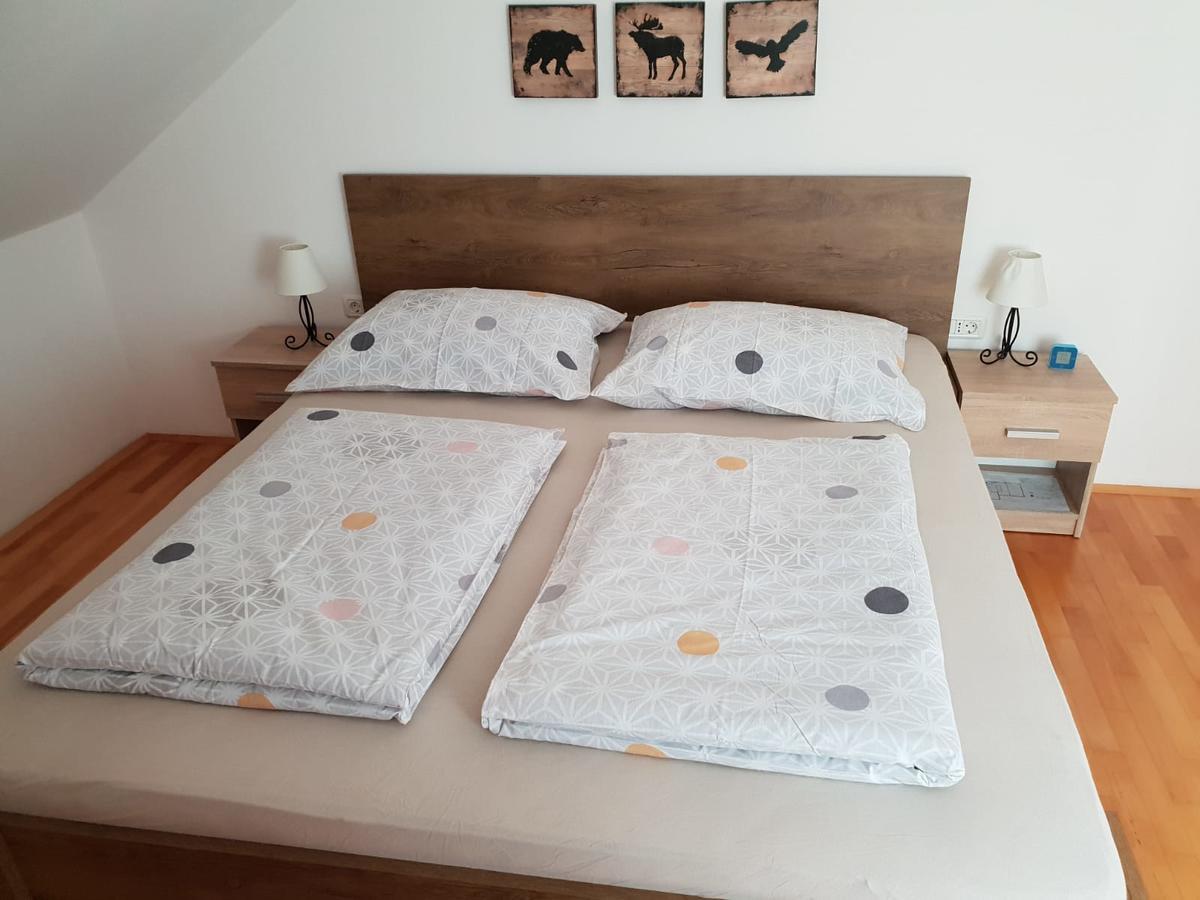 Apartment Beks Postojna Eksteriør billede