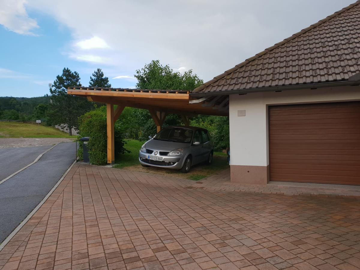 Apartment Beks Postojna Eksteriør billede